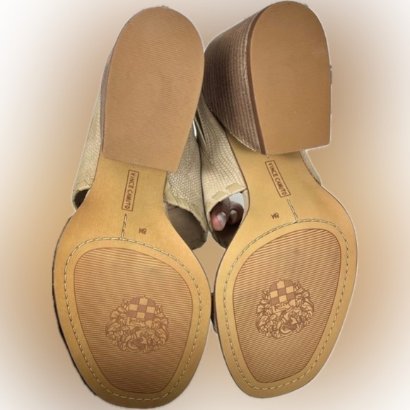 Vince Camuto Women’s Kafinny Heels - Picture 5 of 5